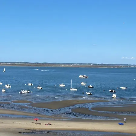 Daire Bord De Avec Wifi Et Parking - Fr-1-374-234