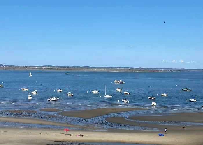 Daire Bord De Avec Wifi Et Parking - Fr-1-374-234